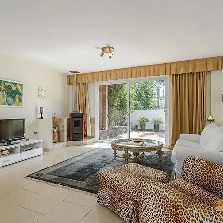Villa Casa Laura 4 빌라