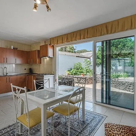 Villa Casa Laura 4 빌라 El Tanque